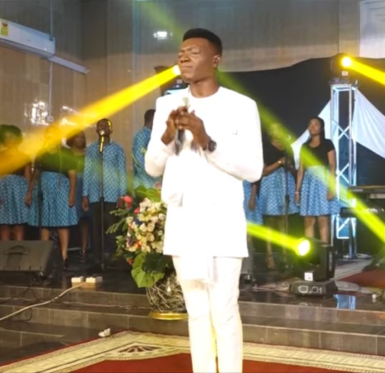 Lyrics Maxwell Amu ESE WO 4