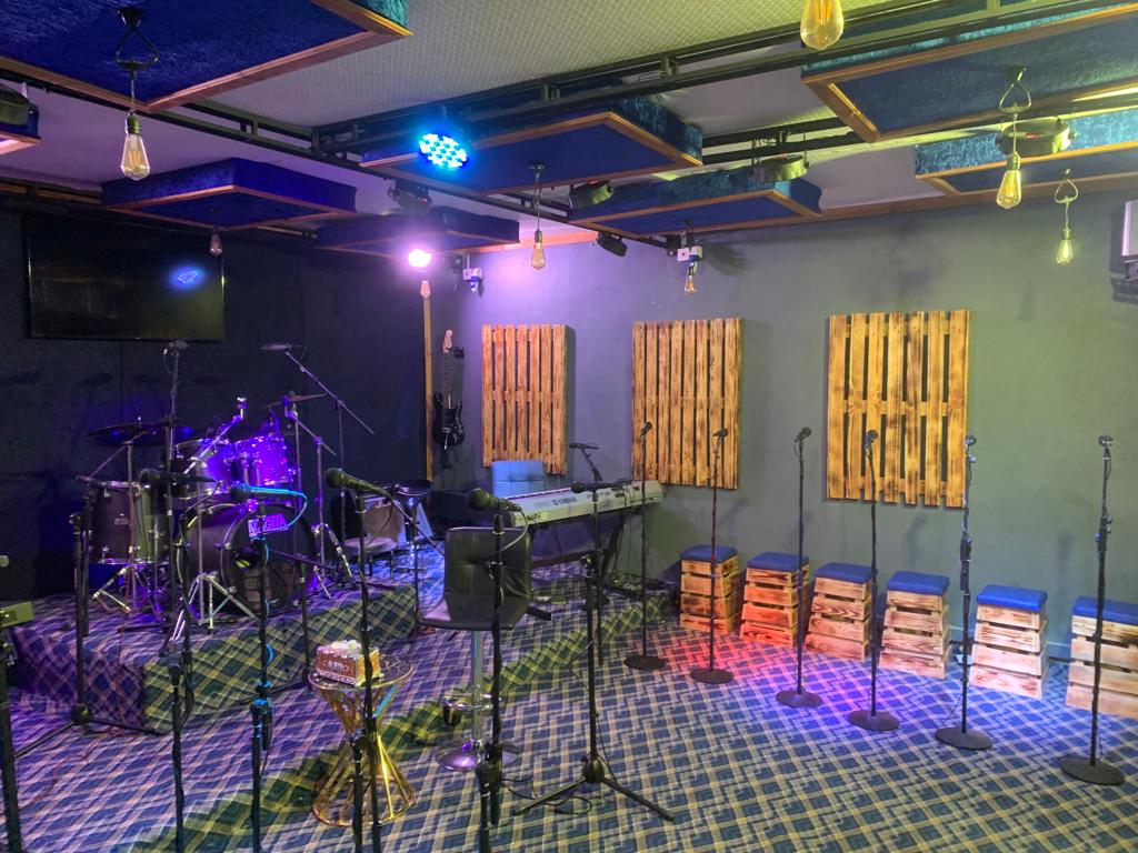 Destiny Studio's 1